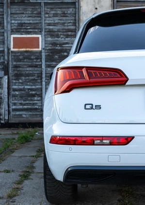Audi Q5 cena 147000 przebieg: 40000, rok produkcji 2020 z Kraków małe 232